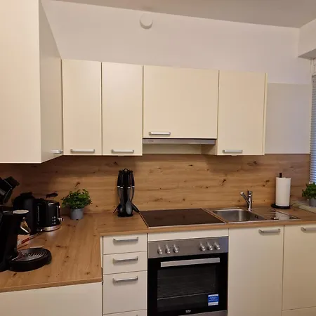 Relax Kaernten Therme فيلاخ